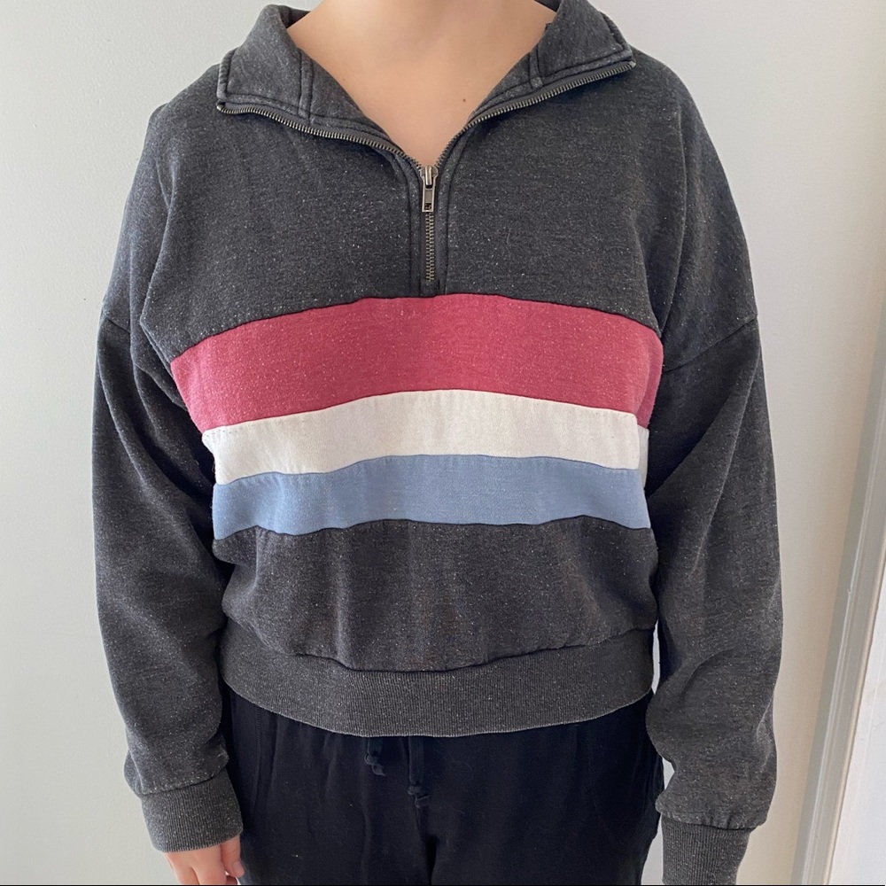 Crop sweatshirt
